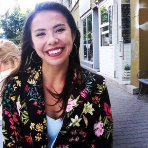 Meet your Posher, Elena